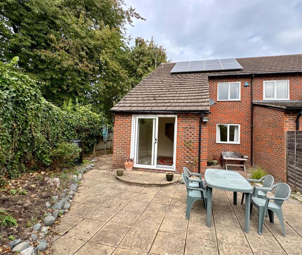 WhatsApp Image 2025-10-02 at 13.15.10 (1).jpeg