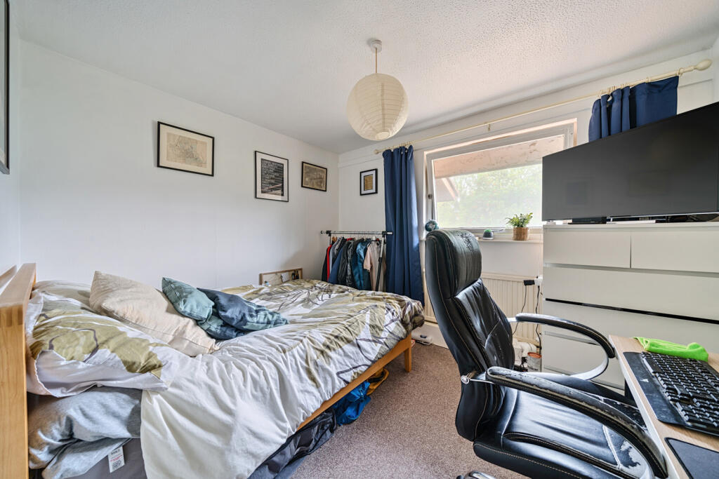 1299047-18-6835d0...