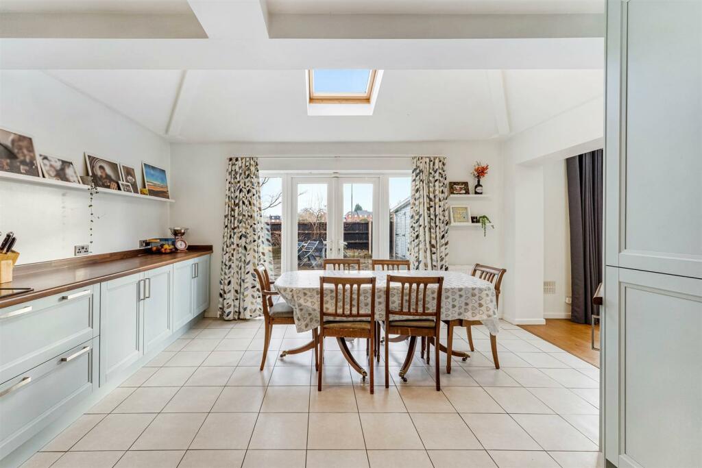 Dining Kitchen Aspect 6