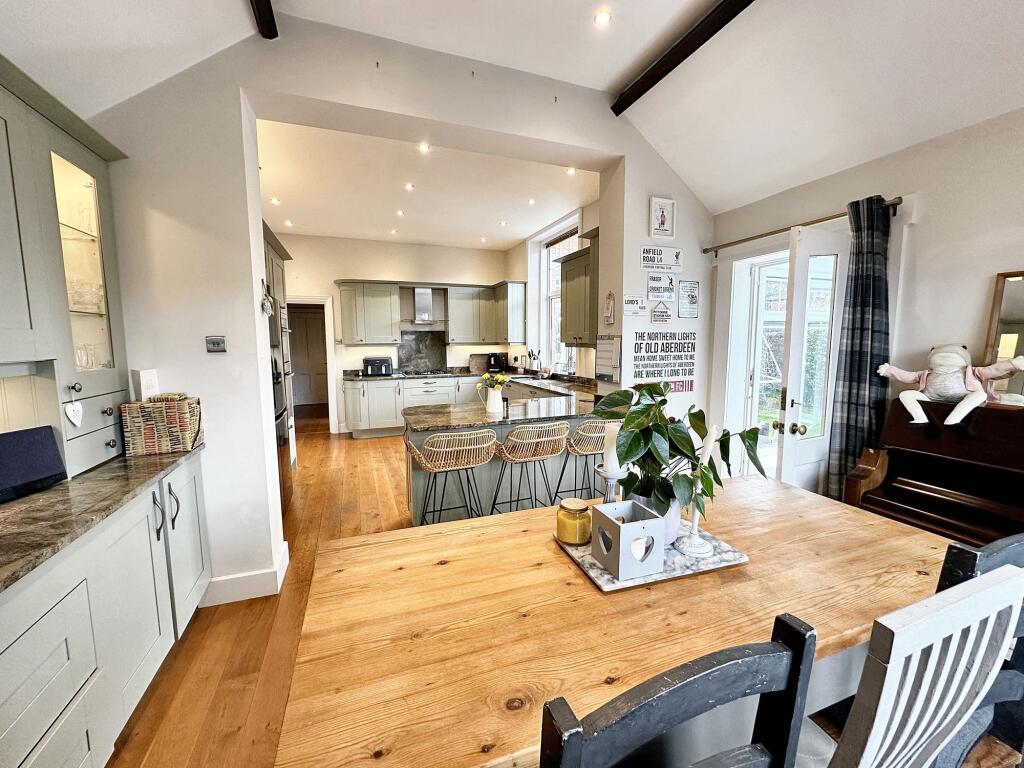 Dining Kitchen