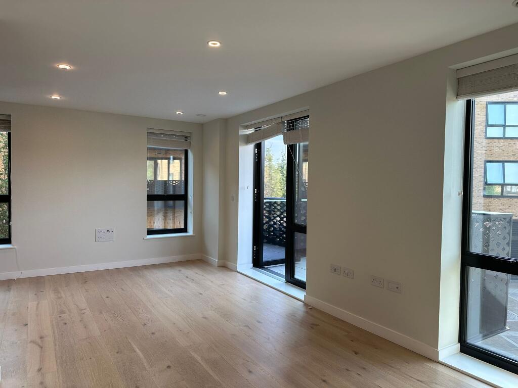 Sarsen House, Middle Road, London