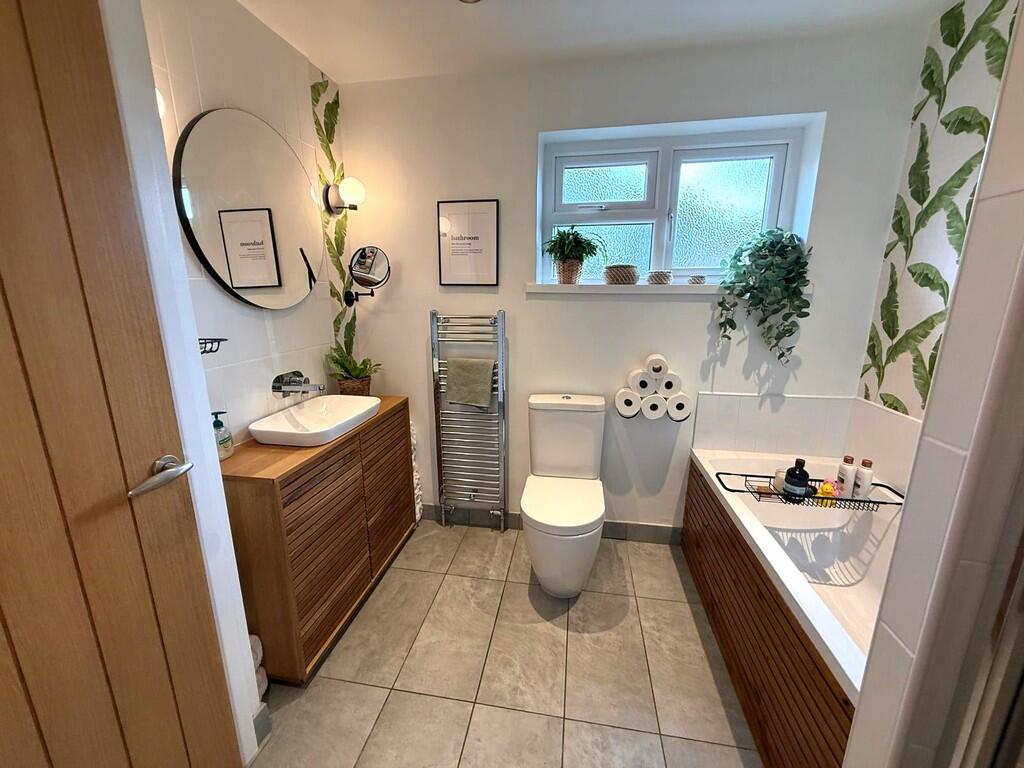 Additional Bathro...