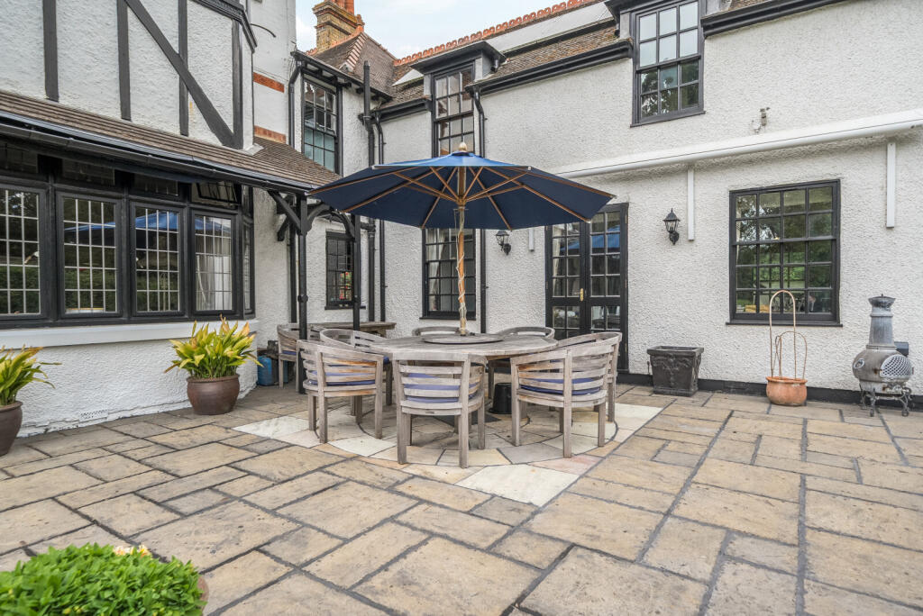 1287466-5-682f0e8...