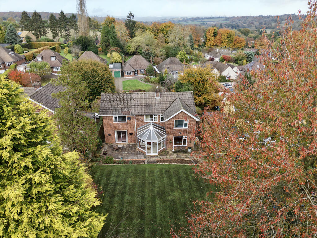 dji_fly_20241031_123238_0004_1730378519238_photo c
