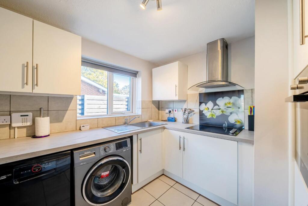 2nd view KITCHEN.jpg