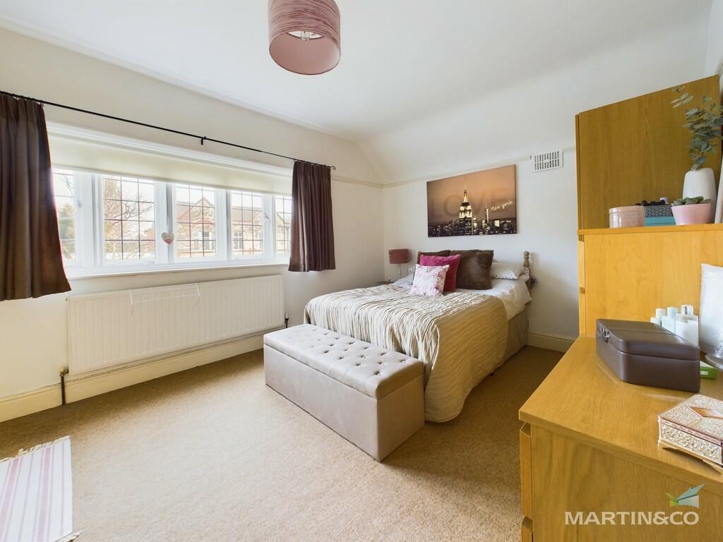 CAM03111G0-PR0244...