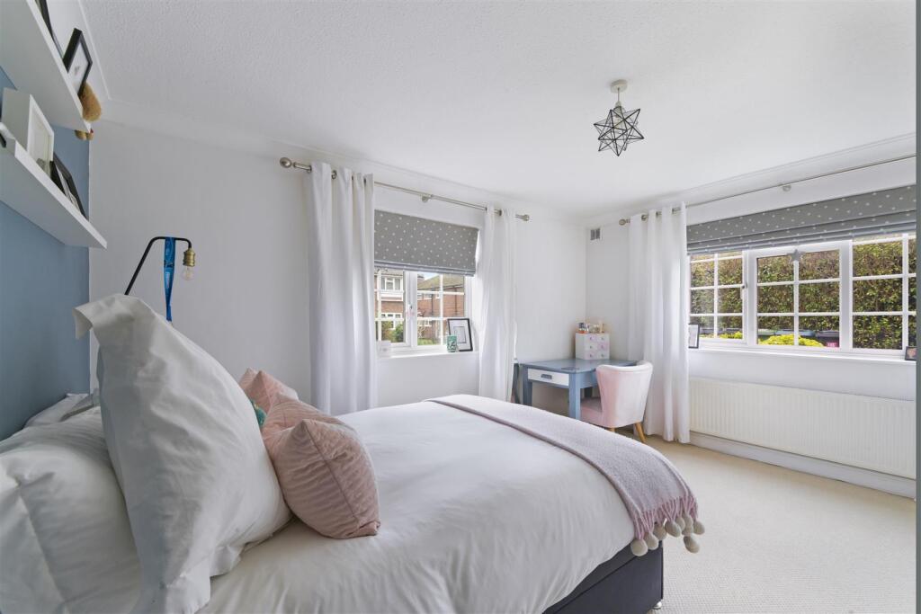 FAIRBAIR COURT (3).jpg