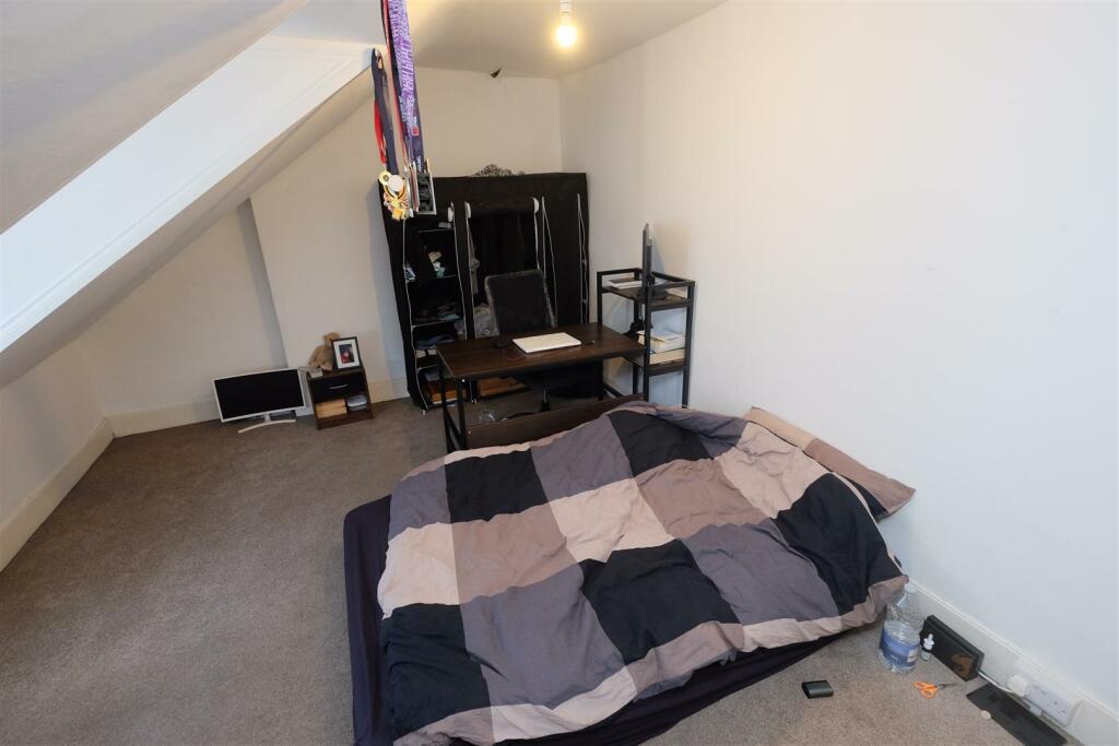 5A Soundwell Road, Staple Hill, Bristol, BS16 4QG 