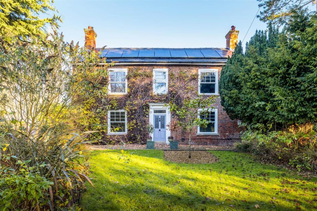 The Old Farmhouse (Old Leake)-8.jpg