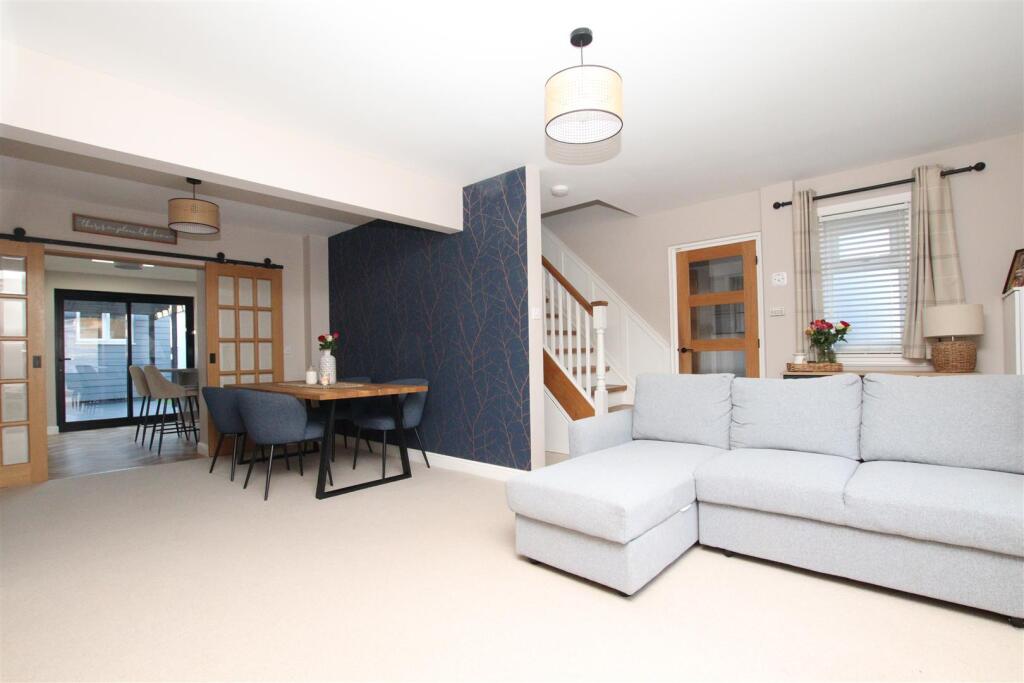 Living Dining Room_.JPG