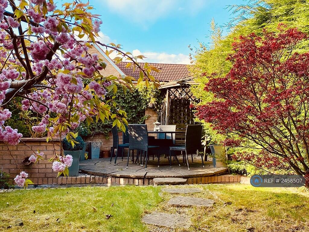 Beautiful Patio With Water Feature