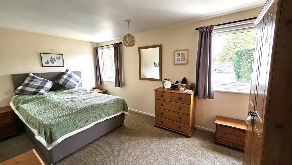 Bedroom One.jpg