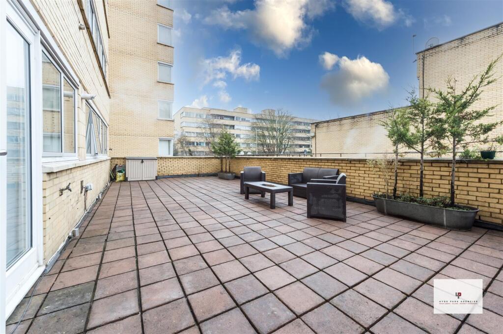 The Colonnades 166-012 HR - HPA.jpg