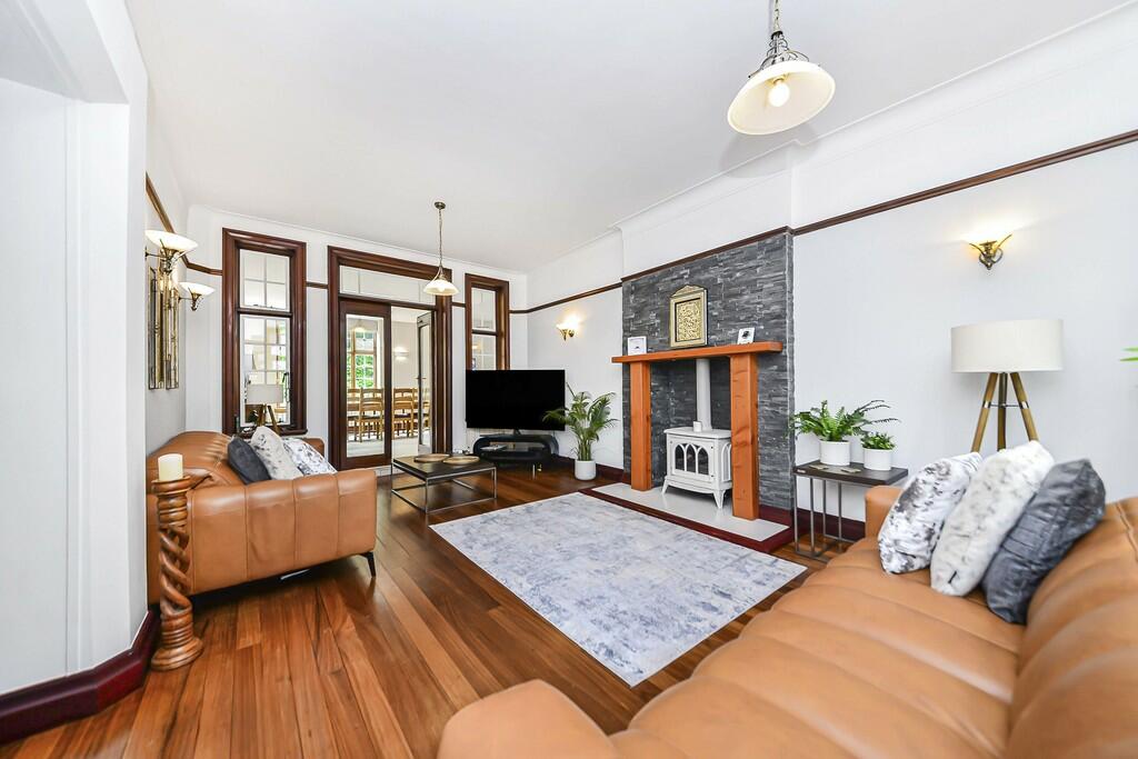 55 Wellington Roa...