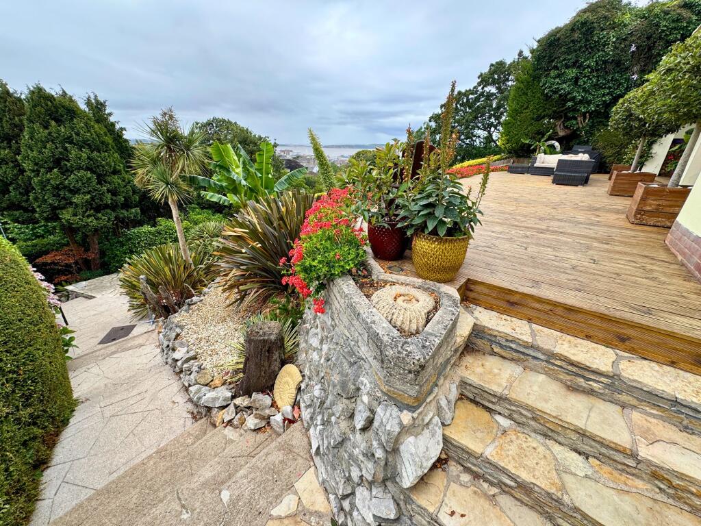Front Terracing