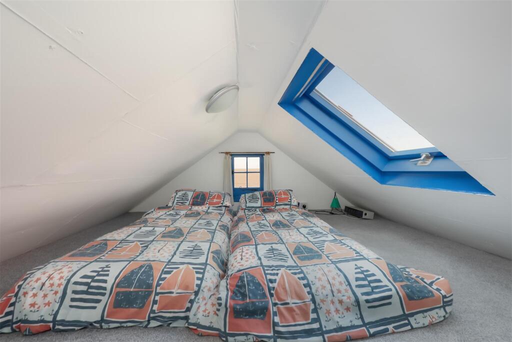 Sea Wall, Whitstable