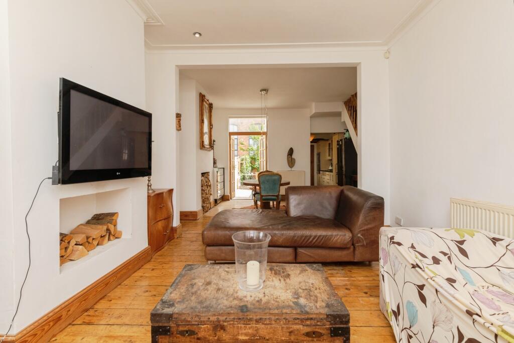 Open Plan Living/Dining Room 3