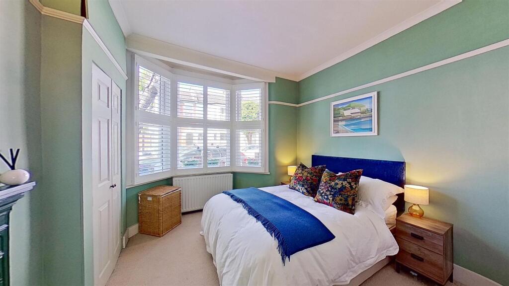 Steerforth-Street-Earlsfield-SW18-04292025_164743.