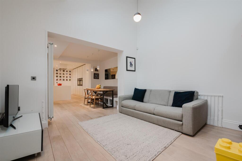 Family Room Aspect 2