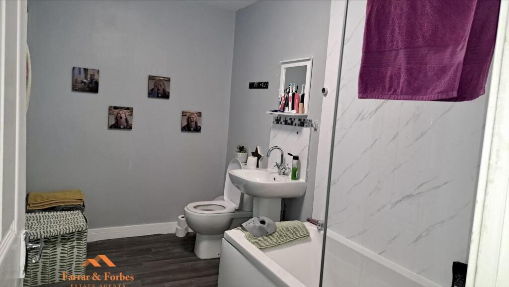 eZy Watermark_20-08-2025_02-33-43-7080pm.jpeg