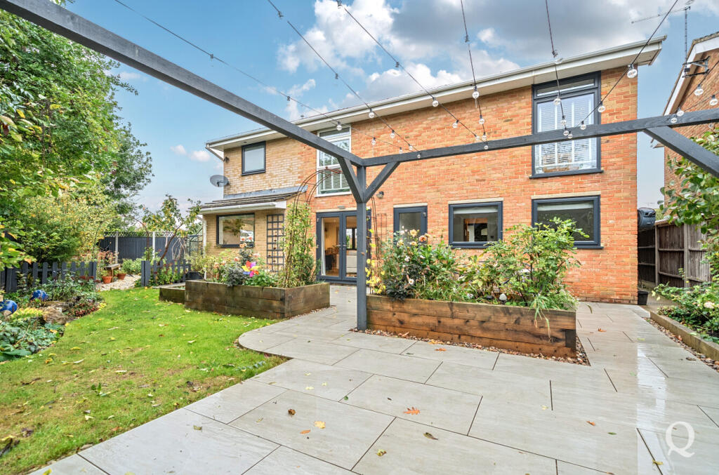 77d956e6-e9c9-456...