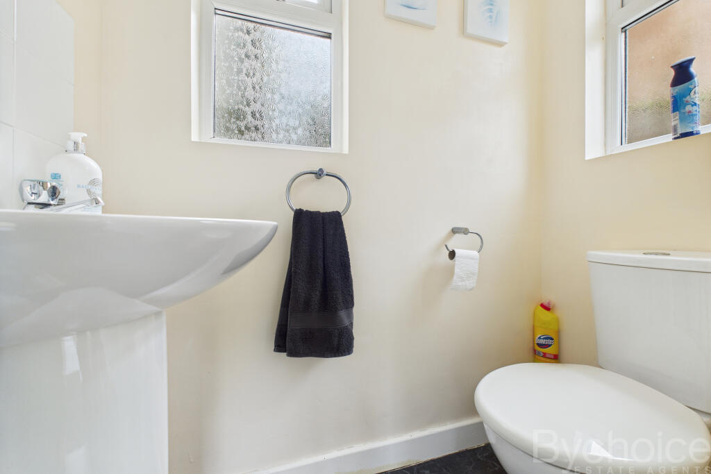 CAM05454G0-PR0045-STILL006