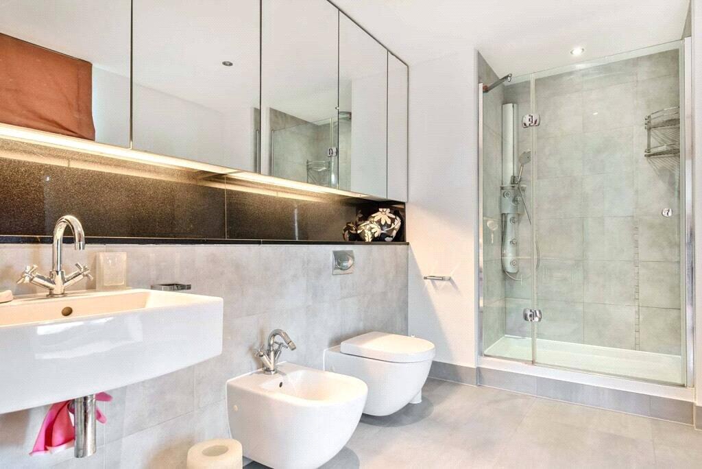 Ensuite