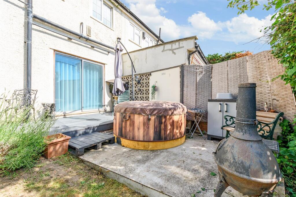 Patio / Decking