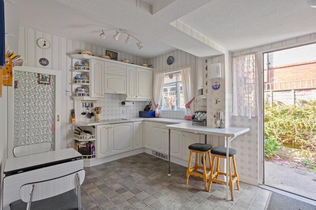 19 The Avenue, Norton-17.jpeg