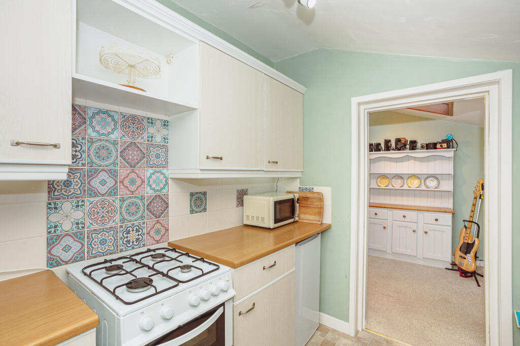 Kitchen &amp; Dining Room