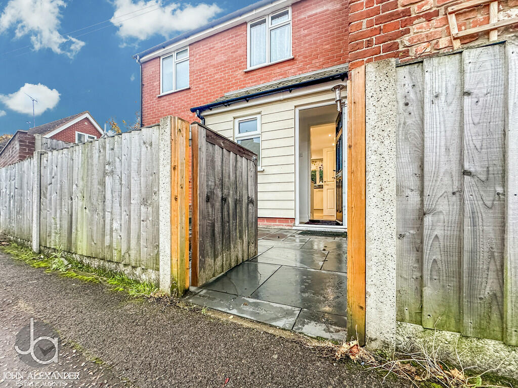 20241028_15440197...