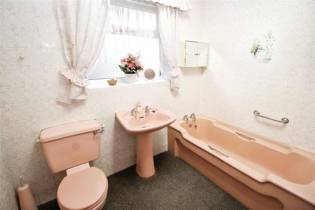 Bathroom/Wc