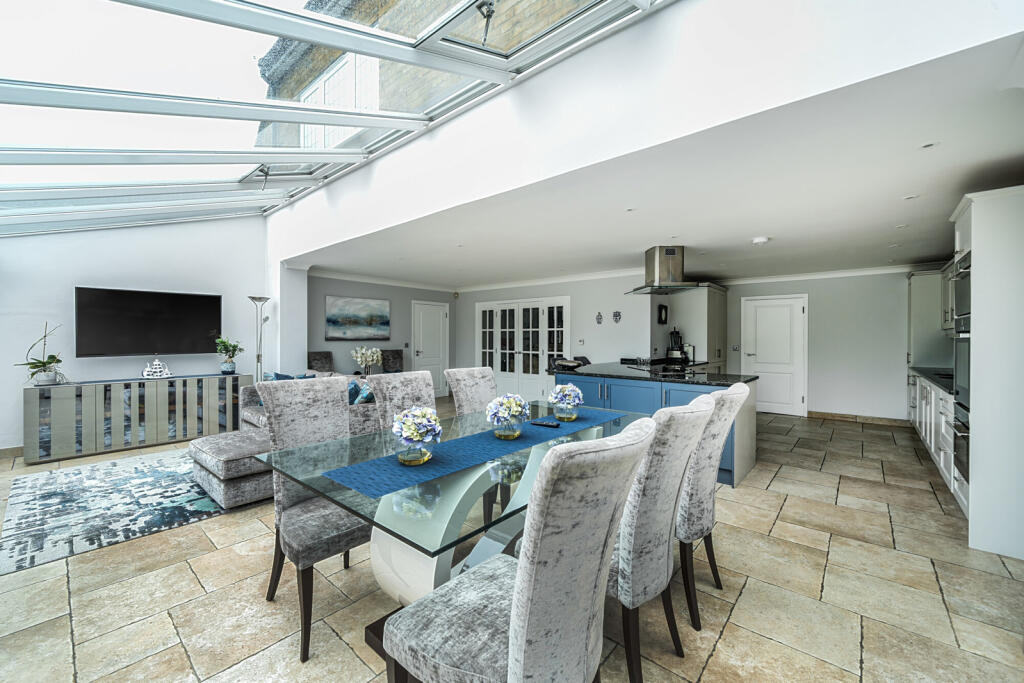 1320814-6-6888ad8...