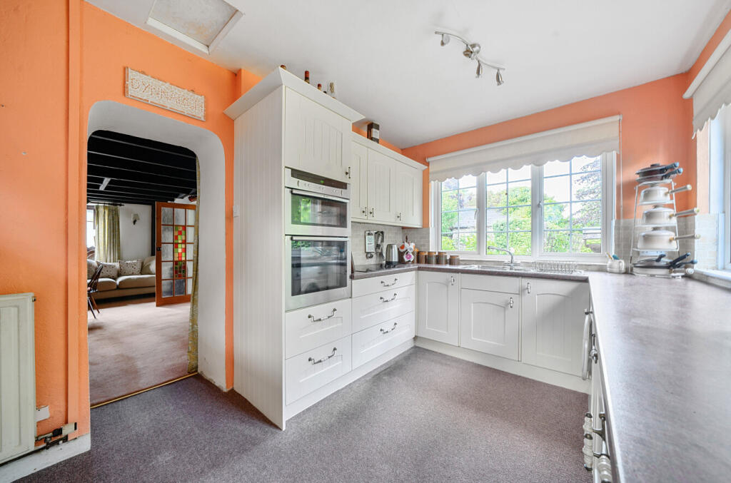 1300138-11-683755...