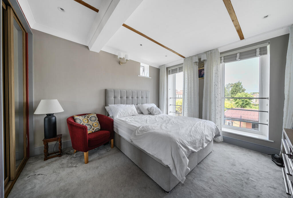 1304047-16-683ef5...