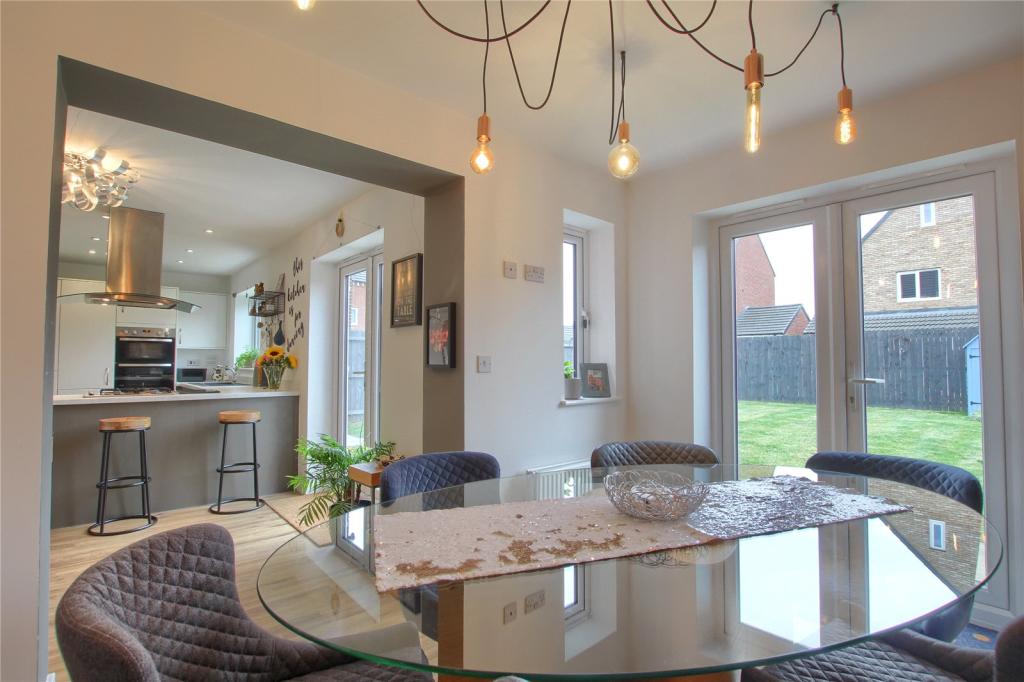 Sitting/Dining Room
