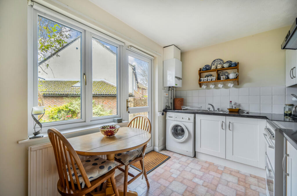 1383451-14-692826...