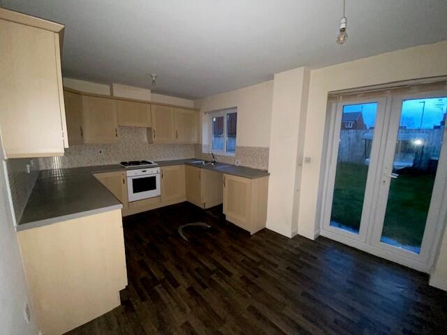 Kitchen 3 T202511191039.jpg
