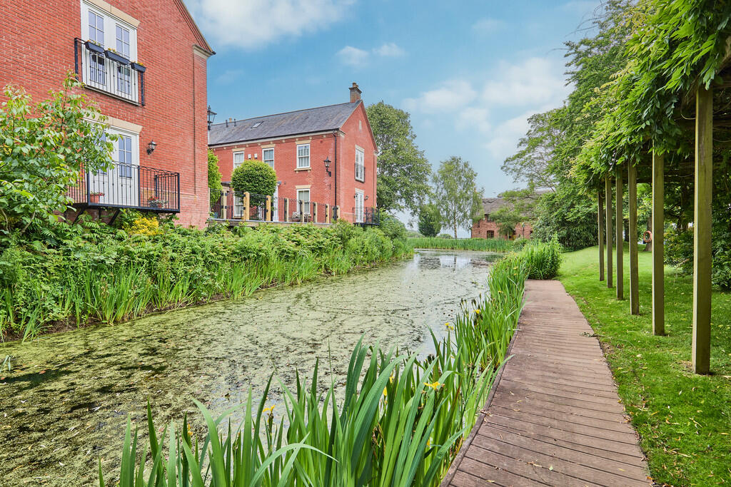 Edward Knight 202...