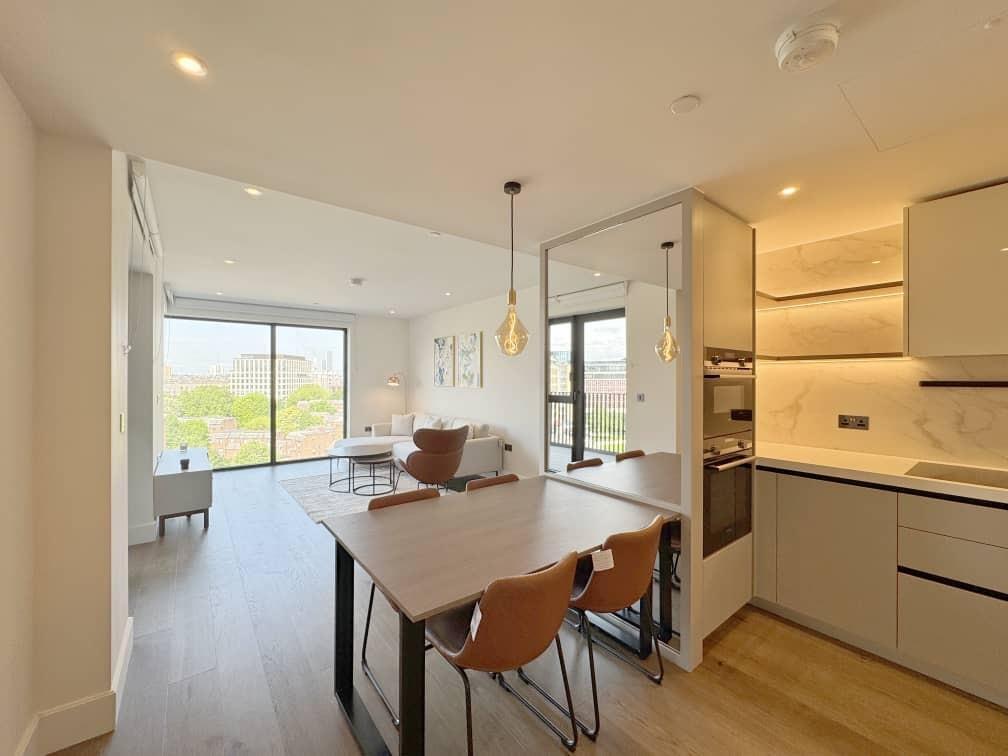 Reception/Kitchen