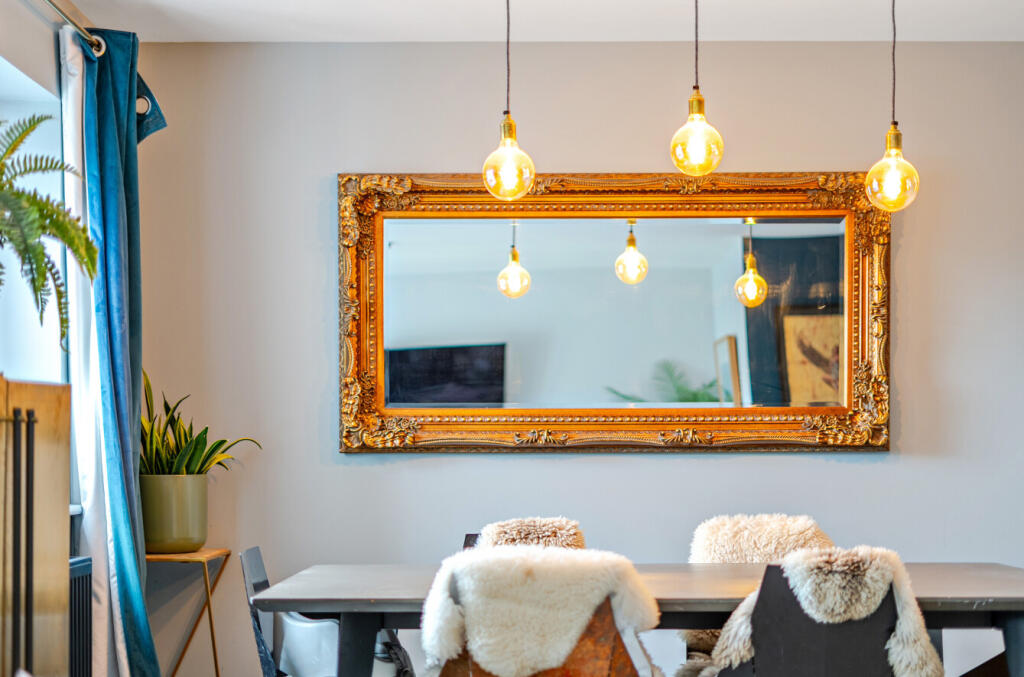 1339786-21-68a610...