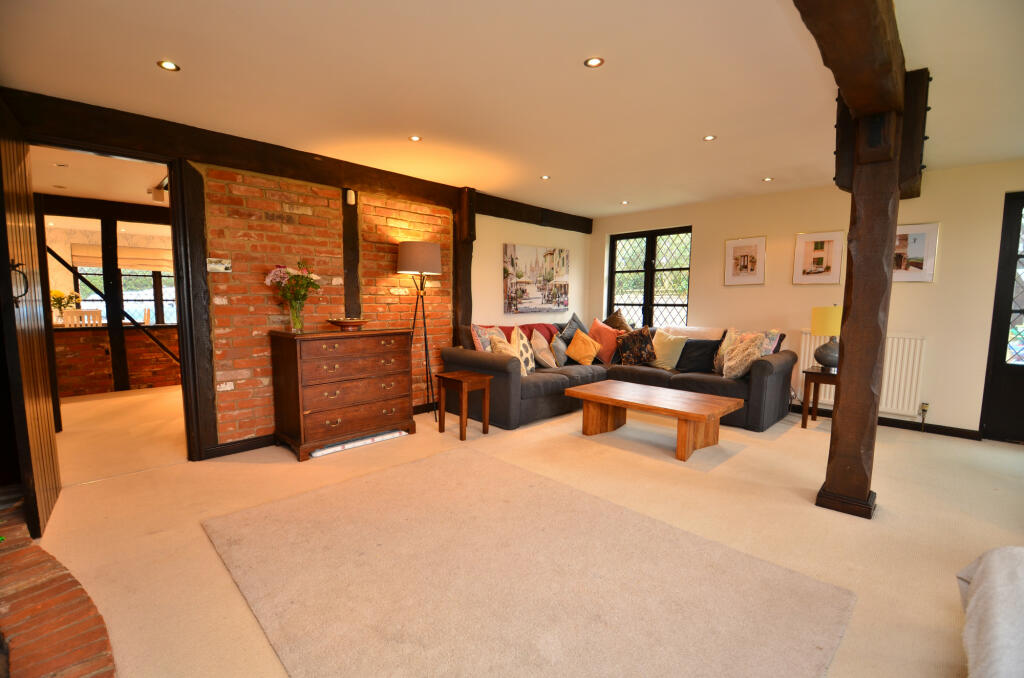 Latchingdon internal