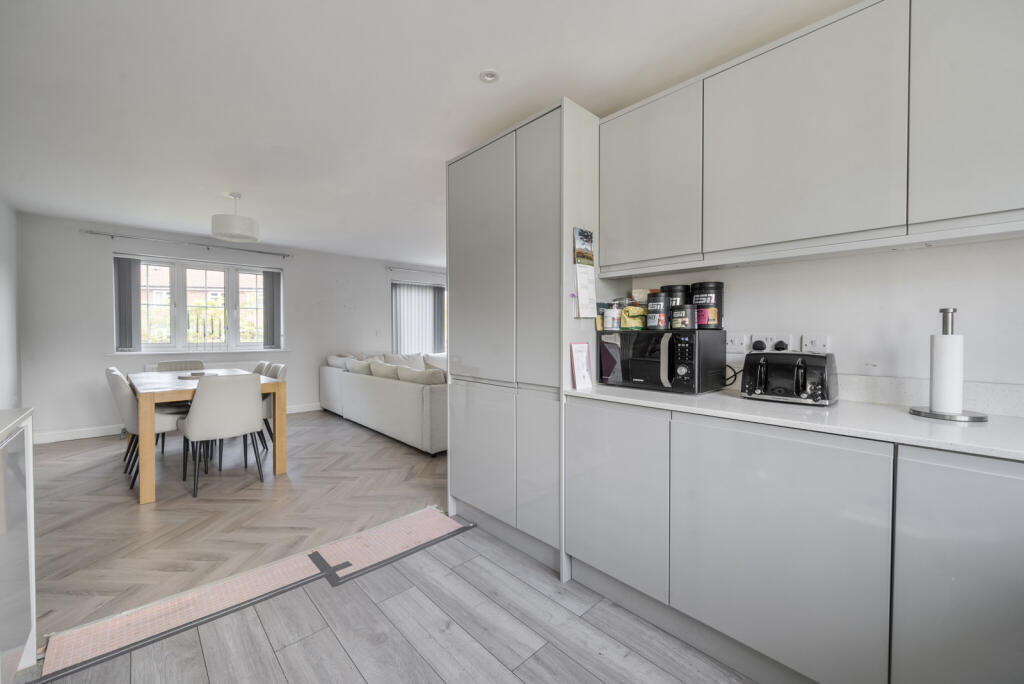 1359482-19-68d3b2...