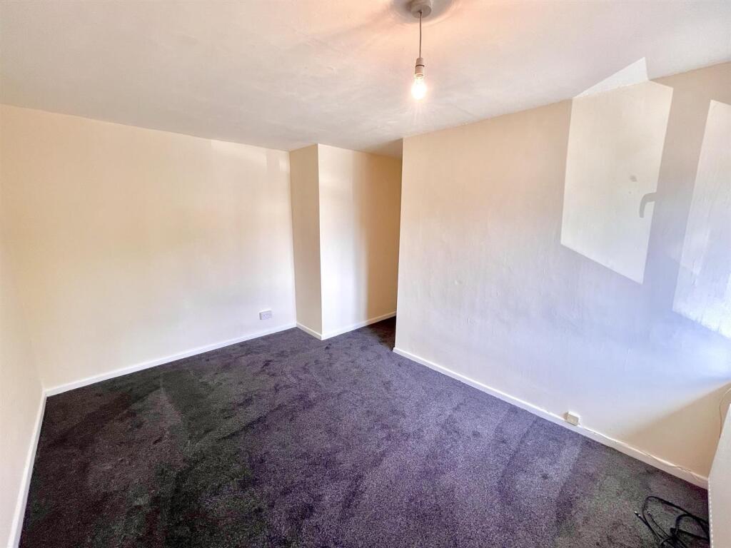 Bedroom 2.JPEG