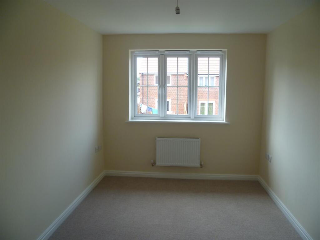 11 Barr Close Enderby Marketing Pics 005.jpg