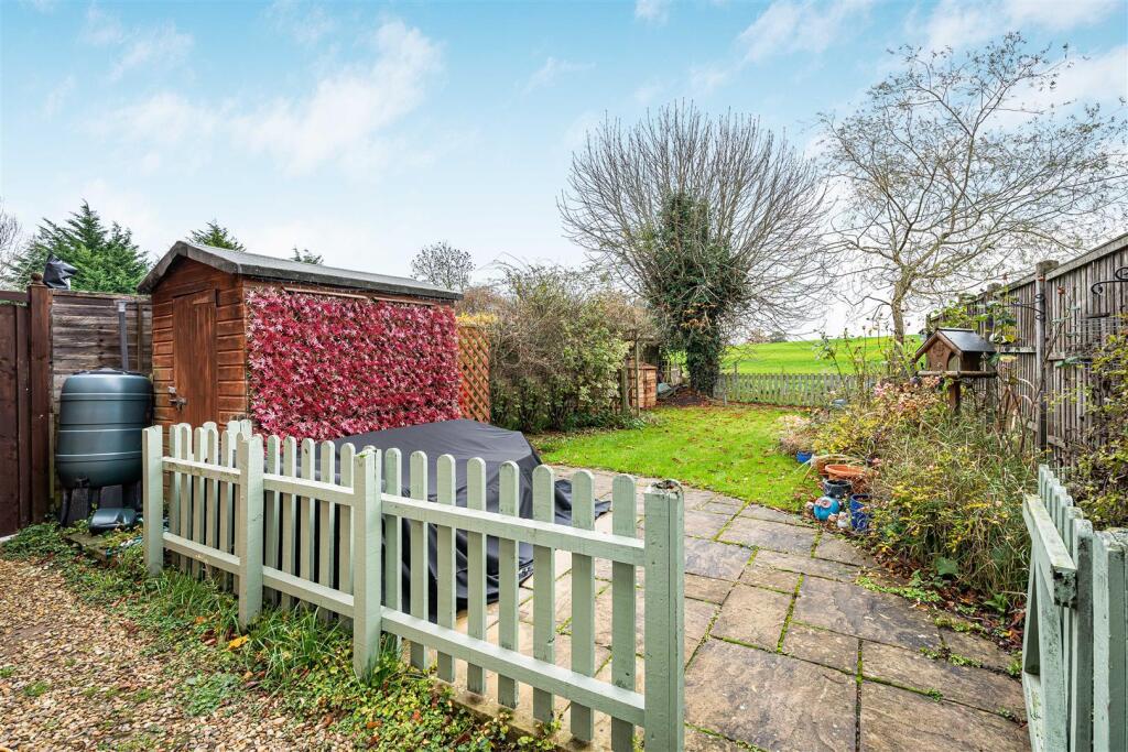 26 Lutterworth Road (27).jpg