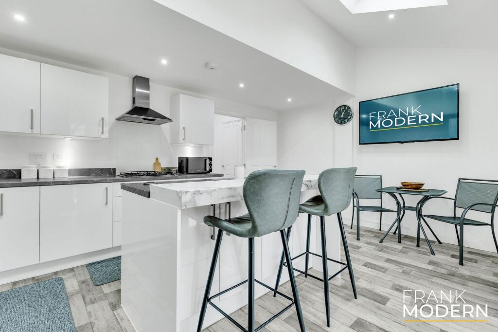 Kitchen / Diner