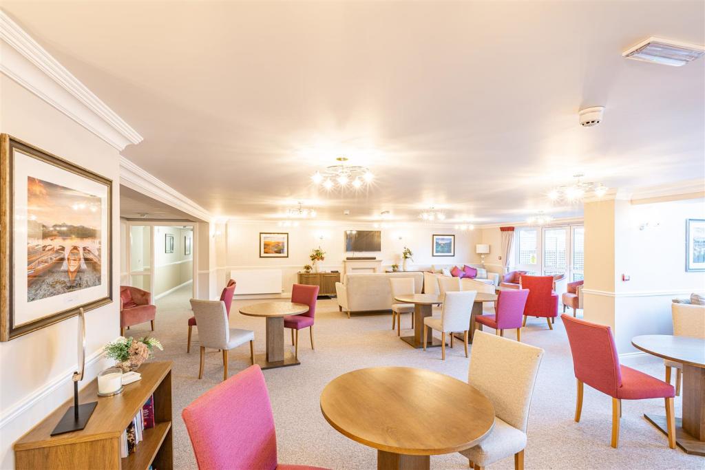 Communal Lounge