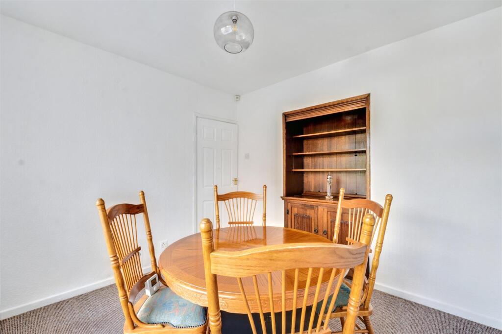 Dining Room_3.jpeg