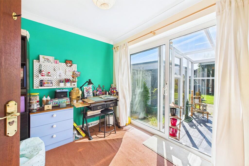 Bedroom/ Receptio...